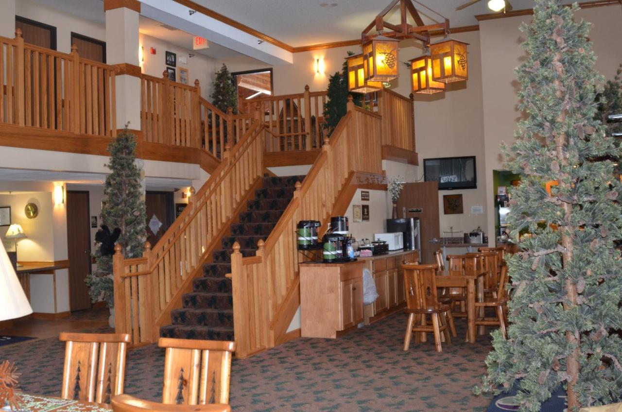 Boarders Inn And Suites By Cobblestone Hotels - Fayette 외부 사진
