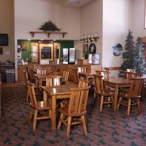 Boarders Inn And Suites By Cobblestone Hotels - Fayette 외부 사진